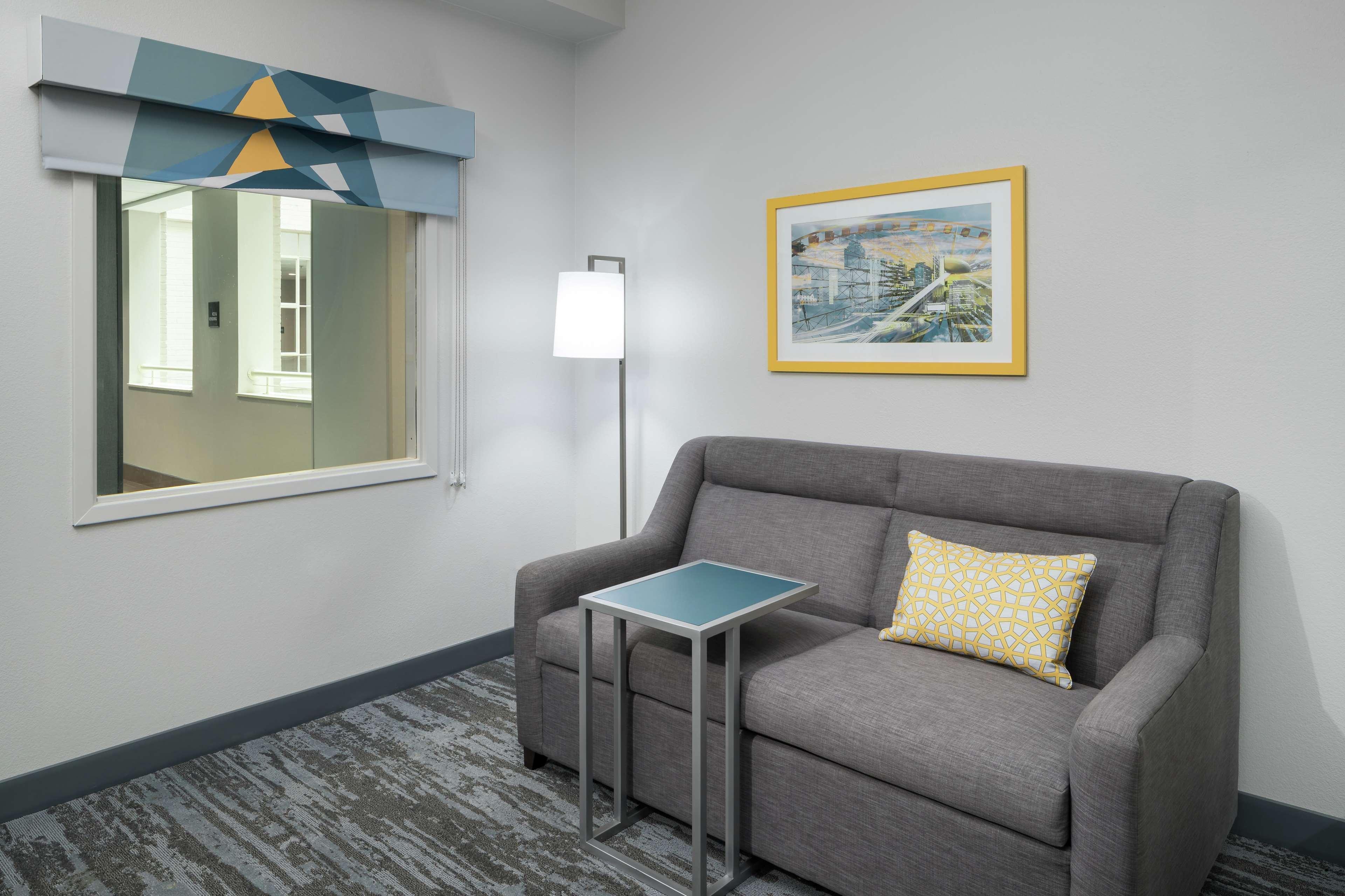 Hampton & Atlanta-downtown 3*